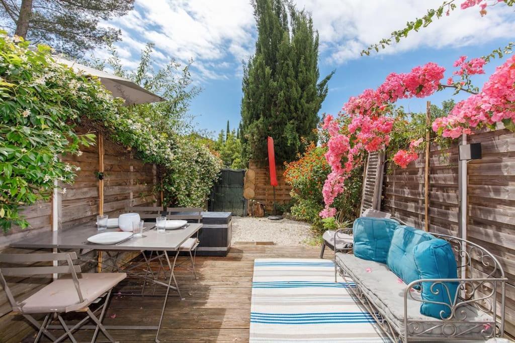 L'Annonciade-Calme-Terrasse-Parking Apartment คานส์ ภายนอก รูปภาพ